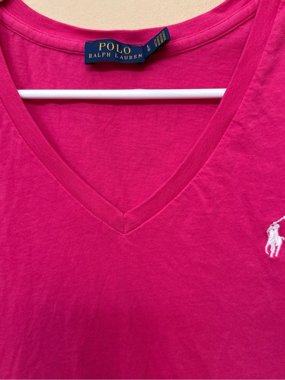 Ralph Lauren Women's V-Neck Tee in Bright Pink with Embroidered Pony - Picture 4 of 7